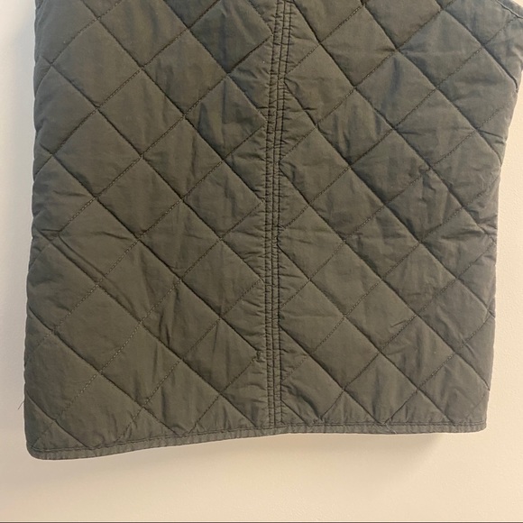 ASOS quilted olive green vest with flannel pocket size XXS - Picture 13 of 13